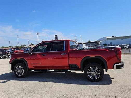 2025 GMC Sierra 2500 SLT