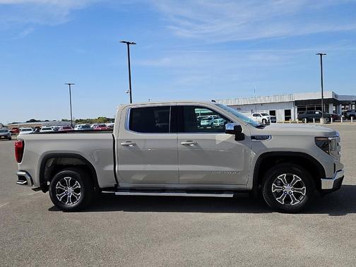Dune 2026 GMC Sierra 1500 SLE