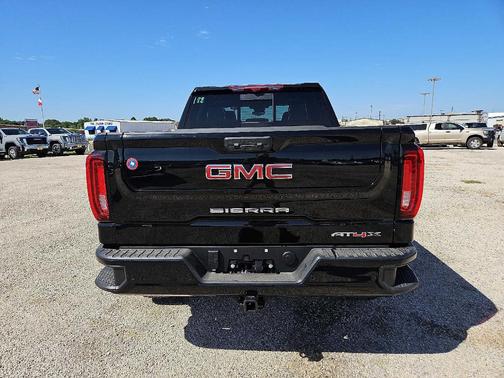 2025 GMC Sierra 1500 AT4X