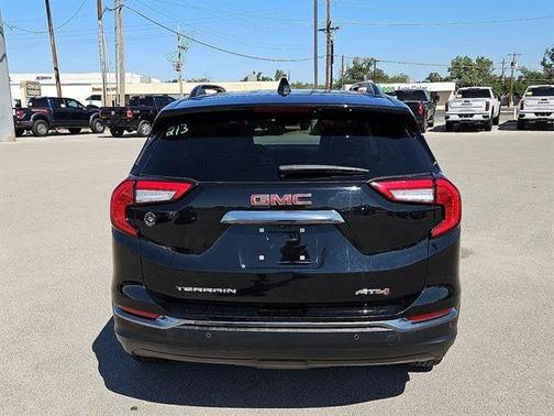 2023 GMC Terrain AT4