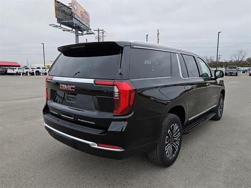 Onyx Black 2026 GMC Yukon XL Elevation