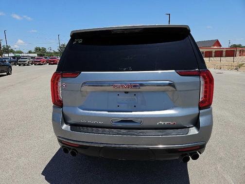 2024 GMC Yukon AT4