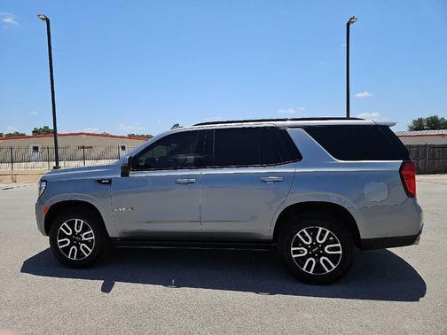 2024 GMC Yukon AT4