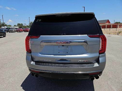 2024 GMC Yukon AT4