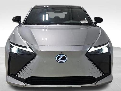 2023 Lexus RZ 450e Luxury
