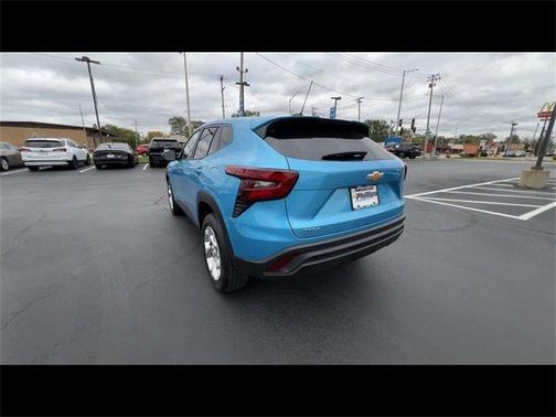 2025 Chevrolet Trax LS