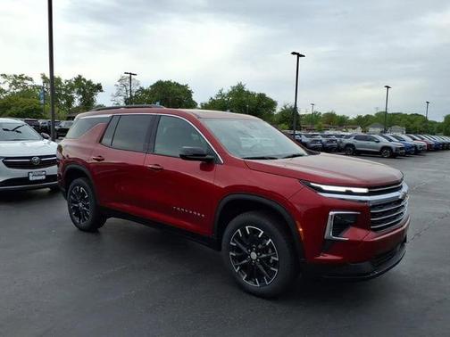 Radiant Red 2026 Chevrolet Traverse LT