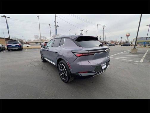 2025 Chevrolet Equinox EV LT 2