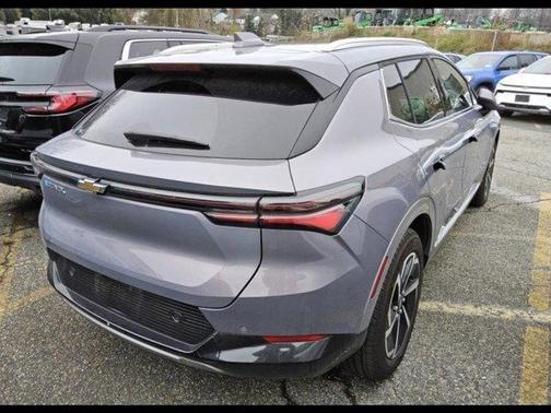 2025 Chevrolet Equinox EV LT 2