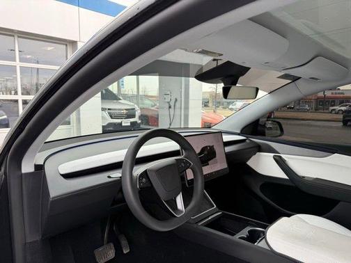 2026 Tesla Model Y Long Range