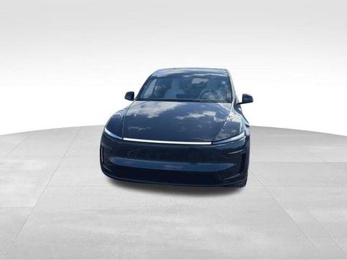 2026 Tesla Model Y Long Range