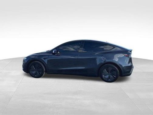 2026 Tesla Model Y Long Range