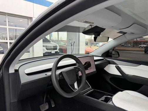 2026 Tesla Model Y Long Range