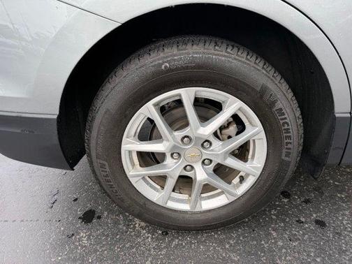Sterling Gray Metallic 2024 Chevrolet Equinox LT