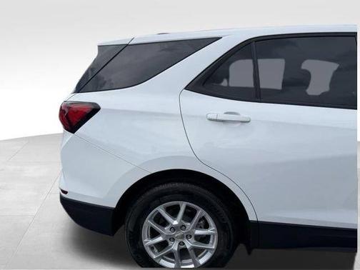 Summit White 2024 Chevrolet Equinox LS