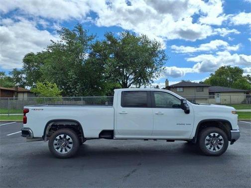2025 Chevrolet Silverado 3500 LT