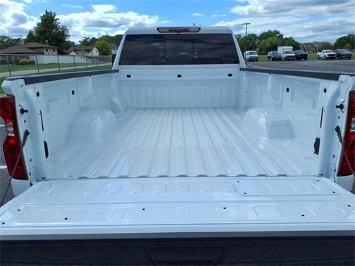 2025 Chevrolet Silverado 3500 LT