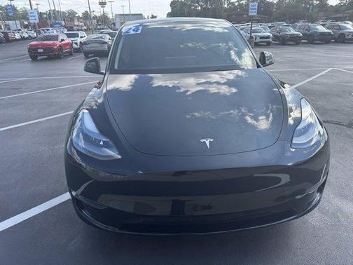 2024 Tesla Model Y Long Range