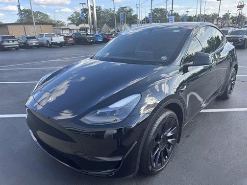 2024 Tesla Model Y Long Range