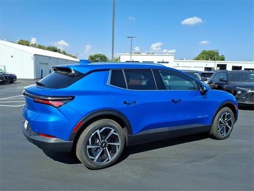 2026 Chevrolet Equinox EV LT 2