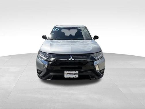 Alloy Silver Metallic 2020 Mitsubishi Outlander SE