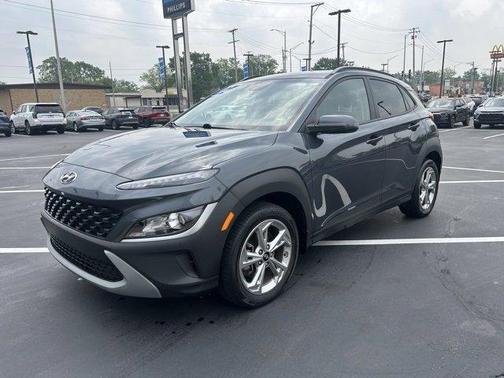 2022 Hyundai KONA SEL
