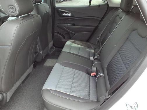 Summit White 2026 Chevrolet Trax LT