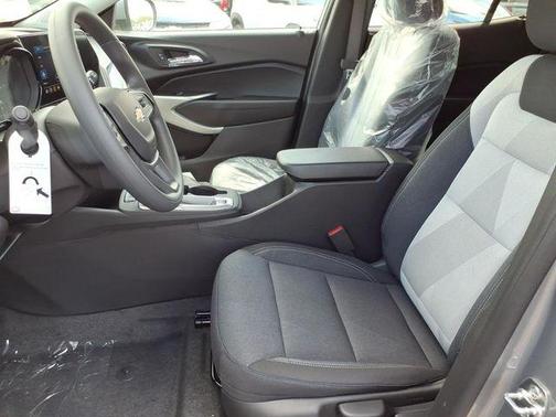Sterling Gray Metallic 2026 Chevrolet Trax LS