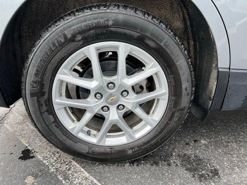 Sterling Gray Metallic 2024 Chevrolet Equinox LS