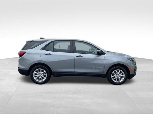Sterling Gray Metallic 2024 Chevrolet Equinox LS