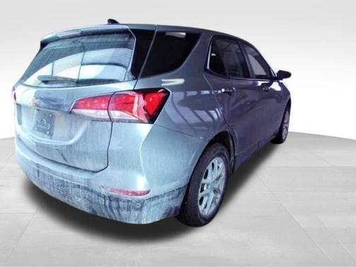 Sterling Gray Metallic 2024 Chevrolet Equinox LS
