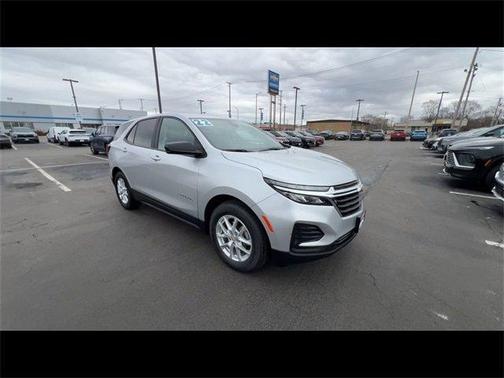2022 Chevrolet Equinox LS