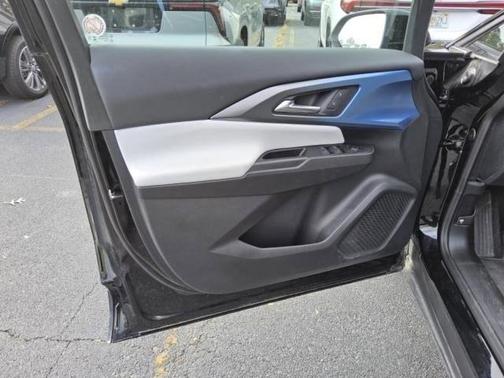 2025 Chevrolet Equinox EV LT 2