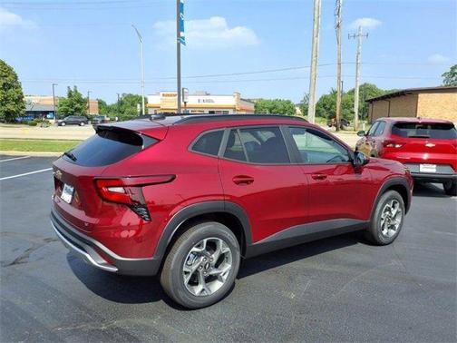 2025 Chevrolet Trax LT