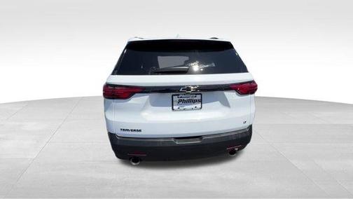 Summit White 2023 Chevrolet Traverse LT Cloth