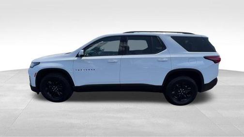 Summit White 2023 Chevrolet Traverse LT Cloth