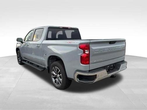Slate Gray Metallic 2024 Chevrolet Silverado 1500 LT
