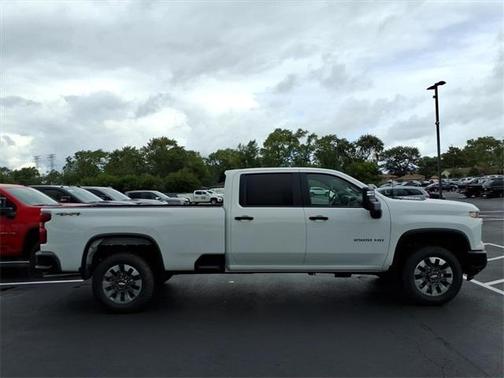 2026 Chevrolet Silverado 2500 Custom