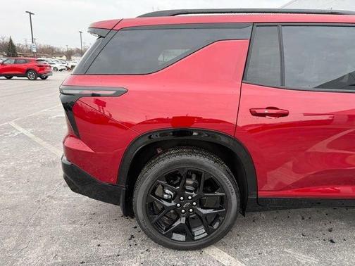 2025 Chevrolet Traverse RS