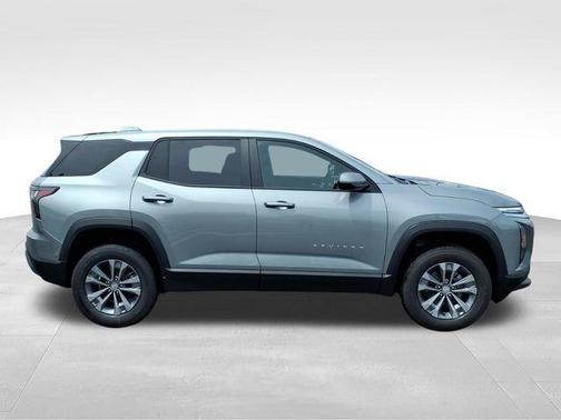 Sterling Gray Metallic 2026 Chevrolet Equinox LT