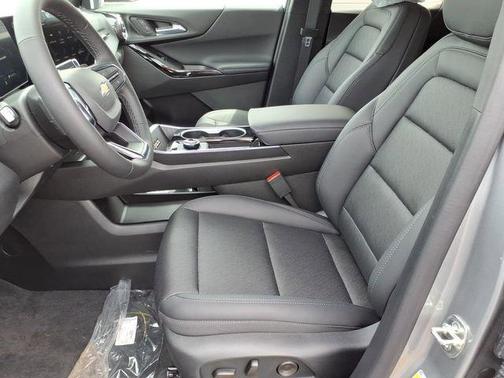 Sterling Gray Metallic 2026 Chevrolet Equinox LT