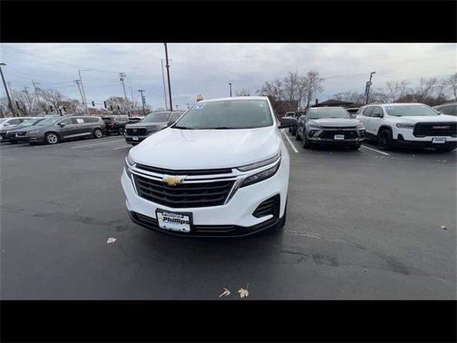 2024 Chevrolet Equinox LS