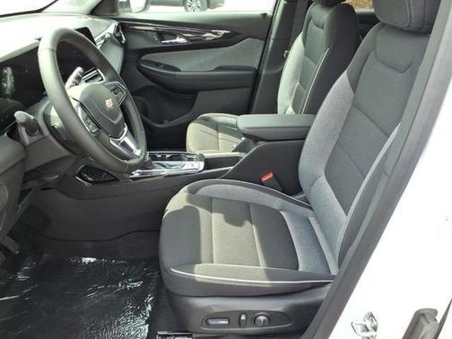 Summit White 2026 Chevrolet Trailblazer LT