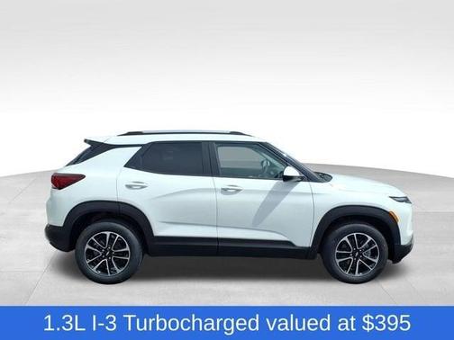 Summit White 2026 Chevrolet Trailblazer LT