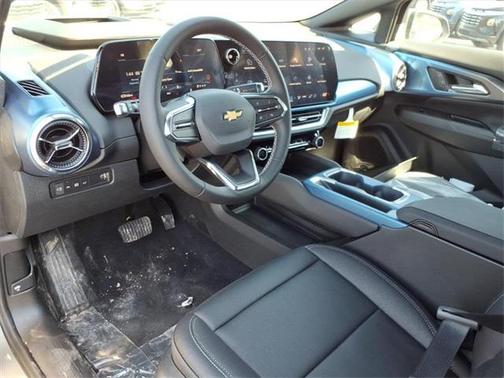 2026 Chevrolet Equinox EV LT 2