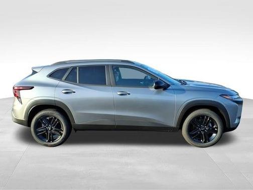 Sterling Gray Metallic 2026 Chevrolet Trax ACTIV