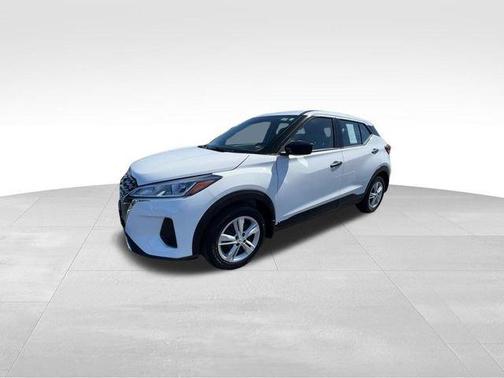 Fresh Powder 2025 Nissan Kicks Play S