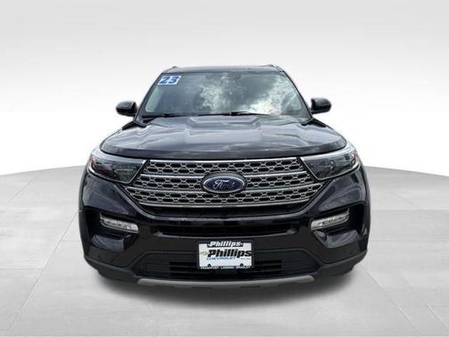 Agate Black Metallic 2023 Ford Explorer Limited