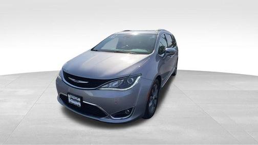 Billet Silver Metallic Clearcoat 2019 Chrysler Pacifica Limited
