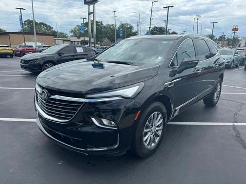 2022 Buick Enclave Essence
